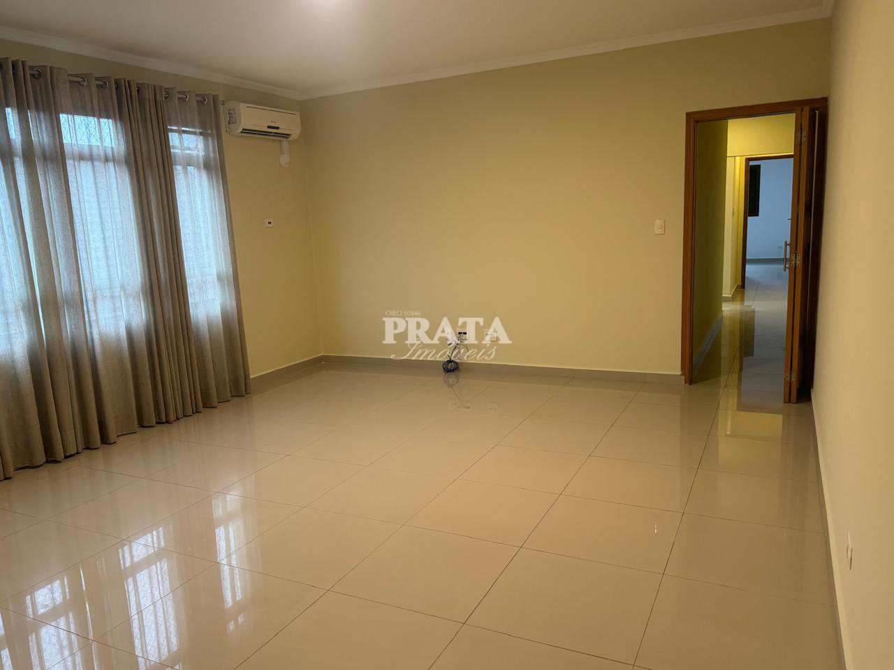 Apartamento para alugar com 3 quartos, 120m² - Foto 4