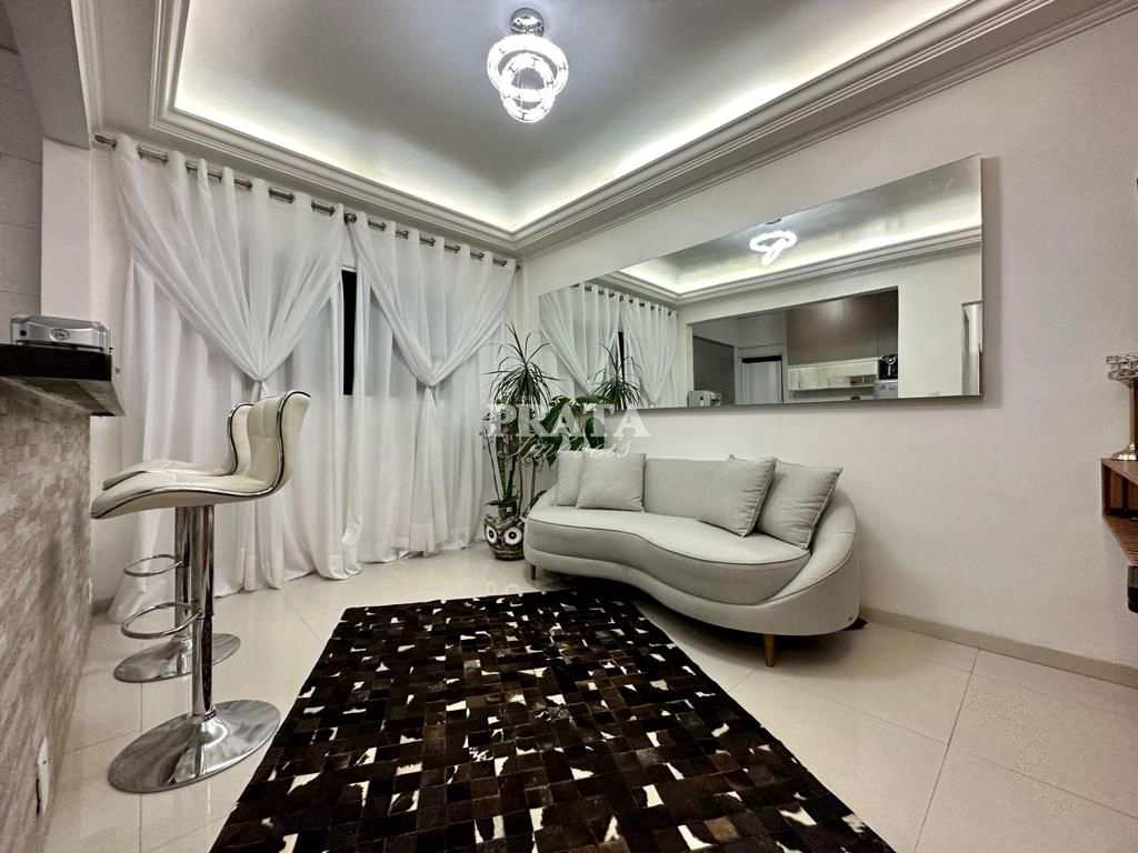 Apartamento à venda com 1 quarto, 45m² - Foto 1