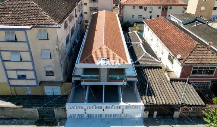 MARAPÉ SANTOS SOBREPOSTA BAIXA 3 DORMITÓRIOS 2 VAGS GARAGEM