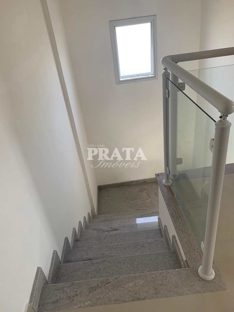 Apartamento para alugar com 3 quartos, 127m² - Foto 11