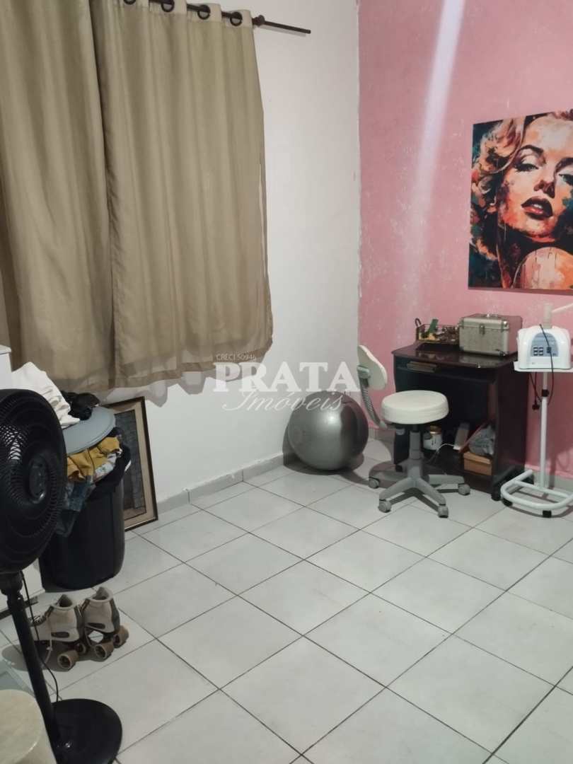 Casa à venda com 3 quartos, 230m² - Foto 15