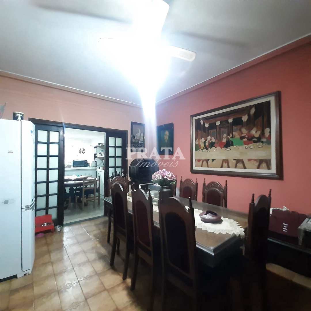 Sobrado à venda com 5 quartos, 320m² - Foto 1