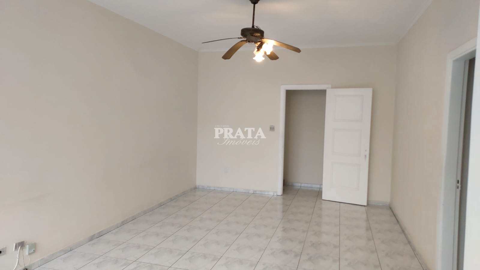 Apartamento à venda com 3 quartos, 150m² - Foto 4