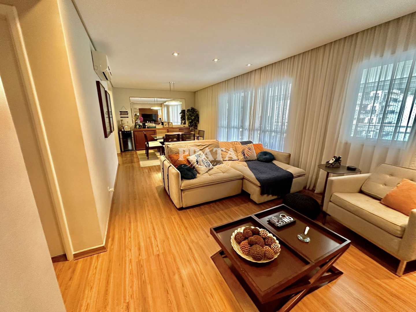 Apartamento à venda com 3 quartos, 134m² - Foto 10