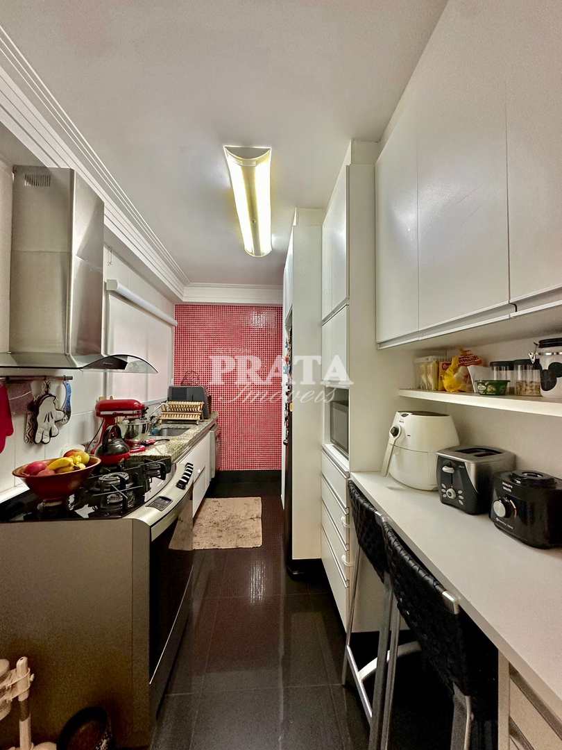 Apartamento à venda com 3 quartos, 134m² - Foto 19