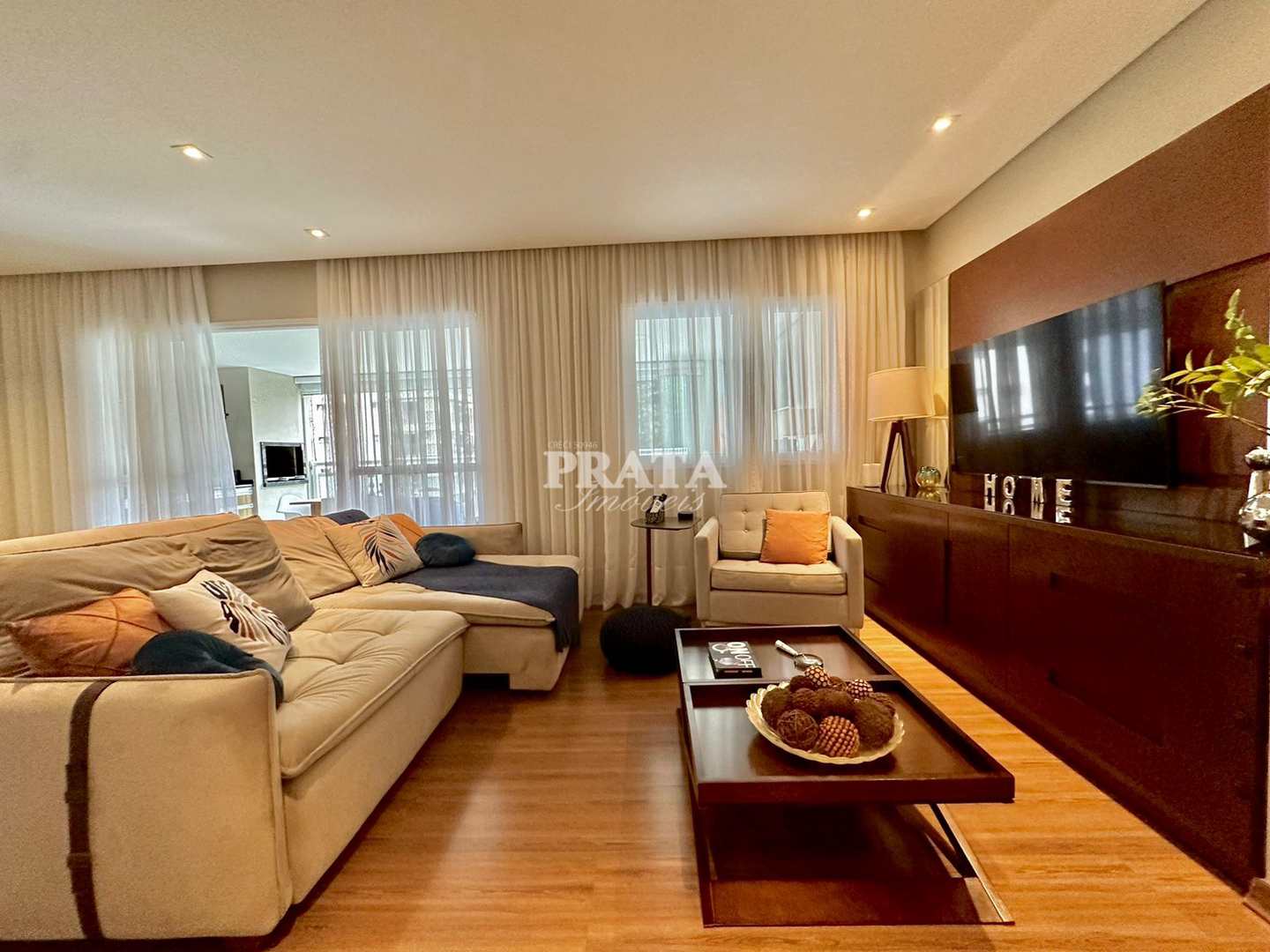 Apartamento à venda com 3 quartos, 134m² - Foto 9