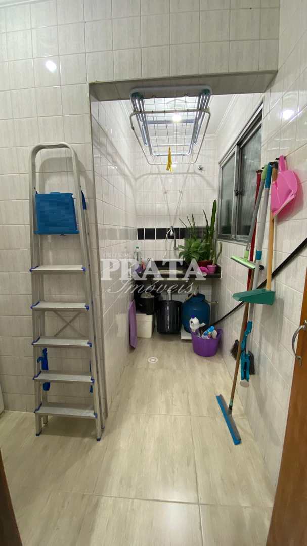 Apartamento à venda com 2 quartos, 70m² - Foto 17