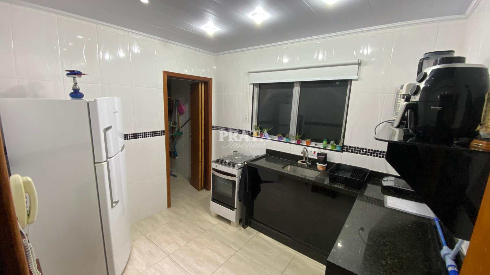 Apartamento à venda com 2 quartos, 70m² - Foto 9