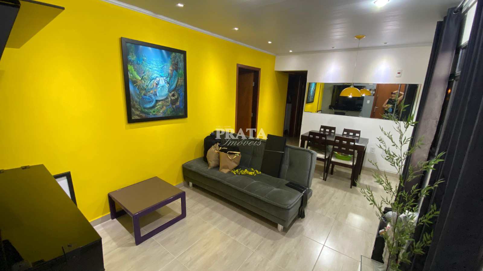 Apartamento à venda com 2 quartos, 70m² - Foto 1