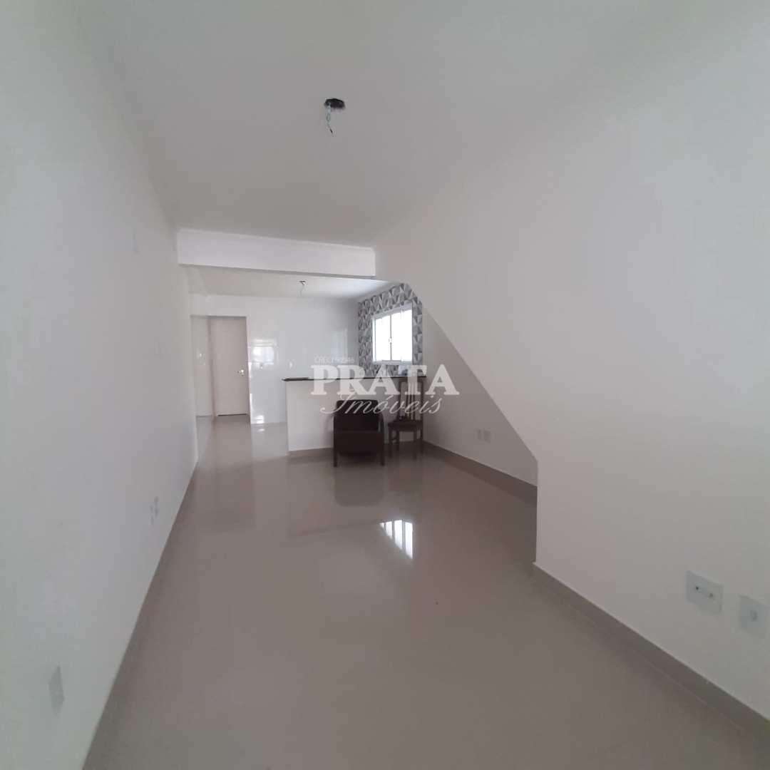 Casa à venda com 3 quartos, 110m² - Foto 1