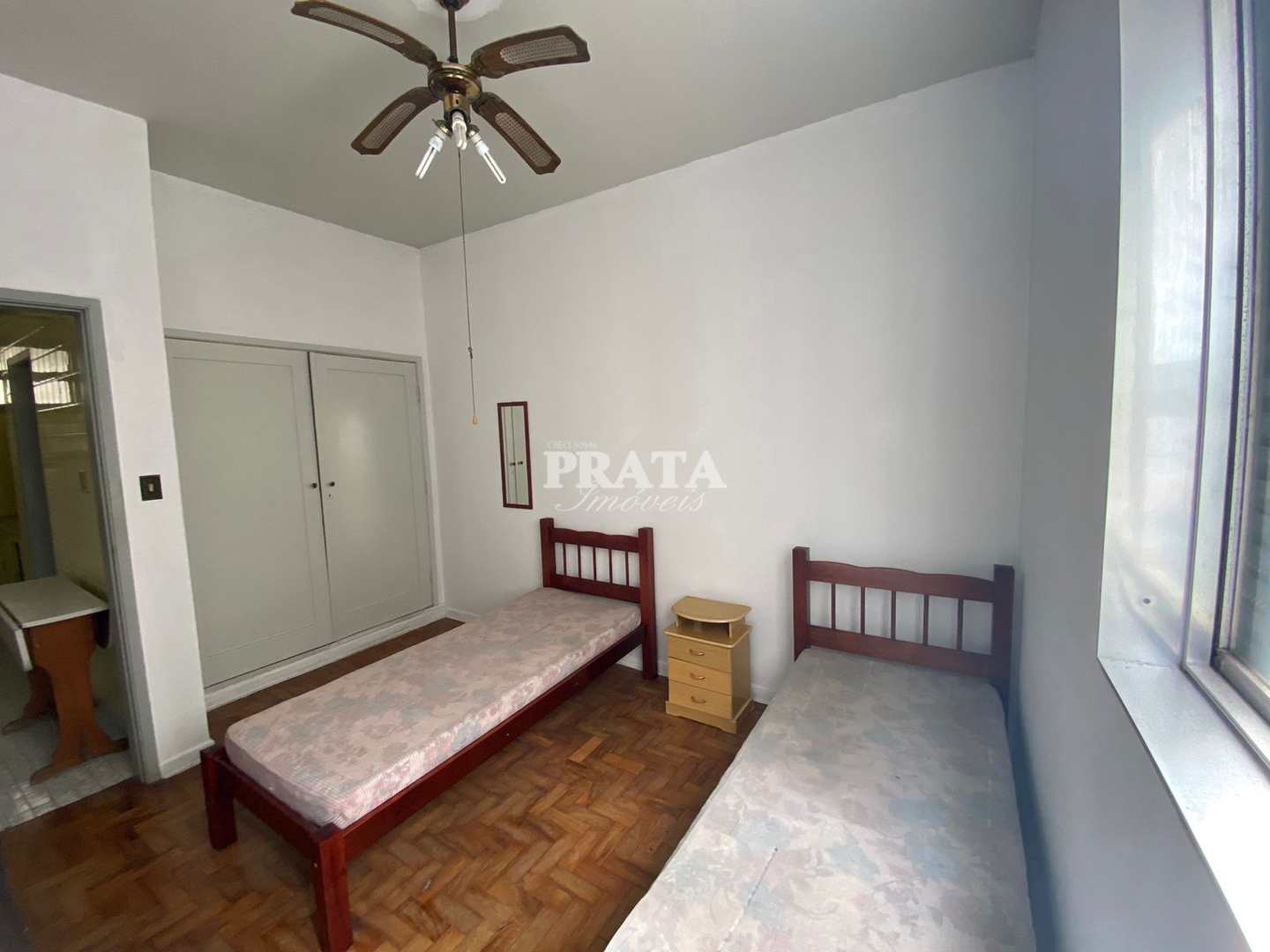 Apartamento à venda com 1 quarto, 45m² - Foto 13