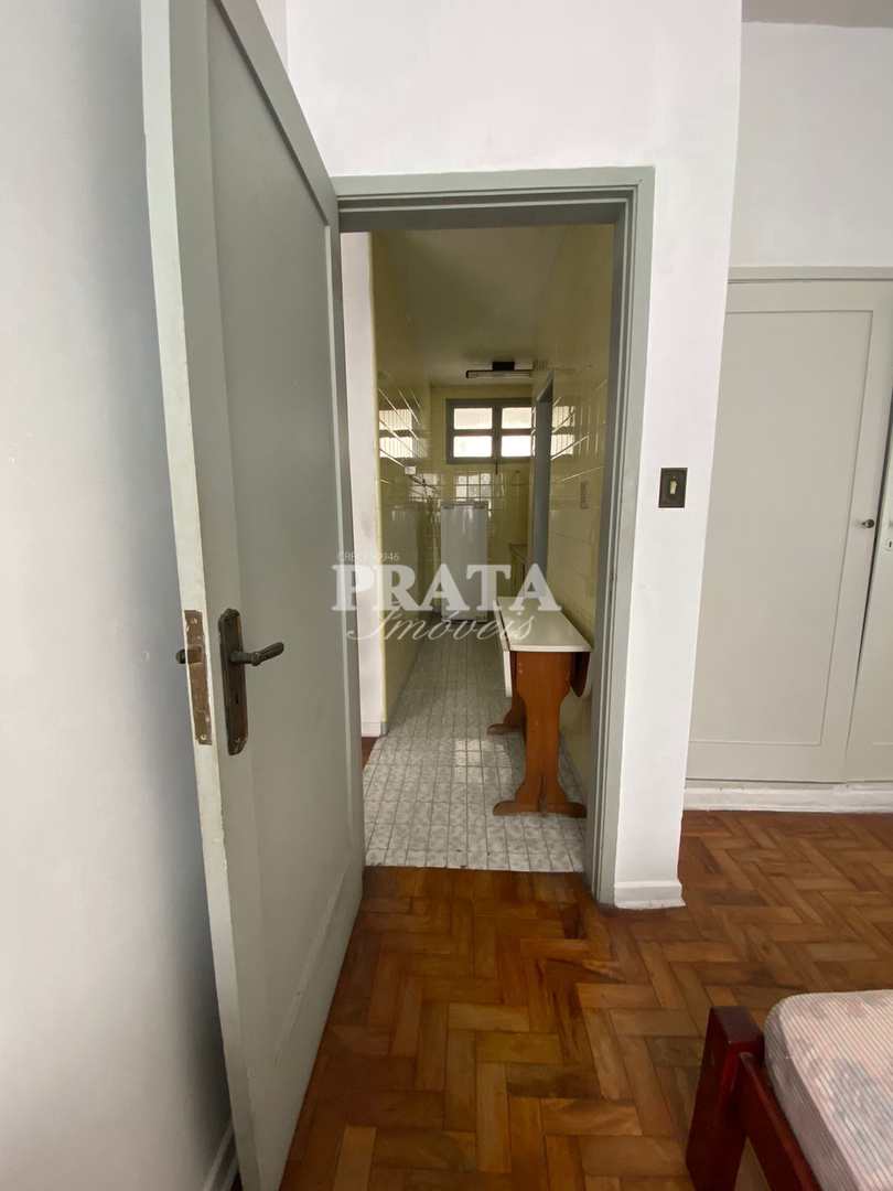 Apartamento à venda com 1 quarto, 45m² - Foto 11