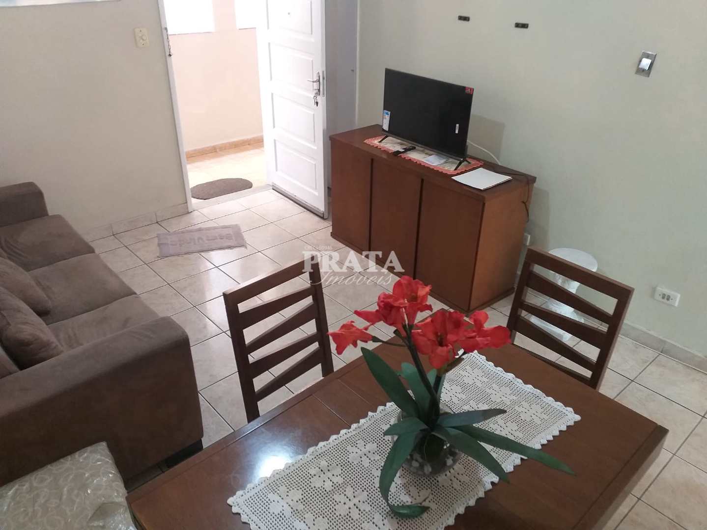 Apartamento à venda com 1 quarto, 50m² - Foto 2