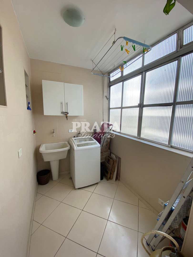 Apartamento à venda com 2 quartos, 70m² - Foto 17