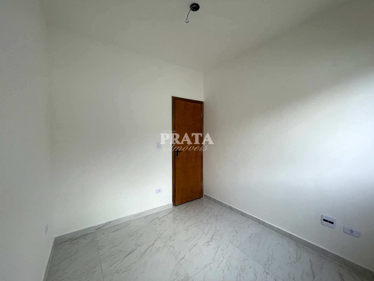 Casa à venda com 2 quartos, 54m² - Foto 14