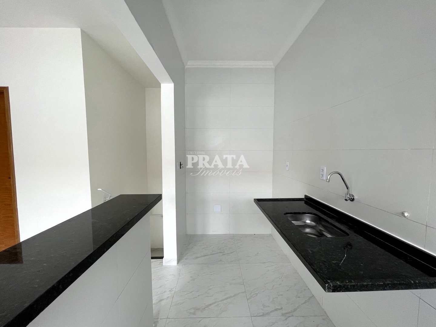 Casa à venda com 2 quartos, 54m² - Foto 6