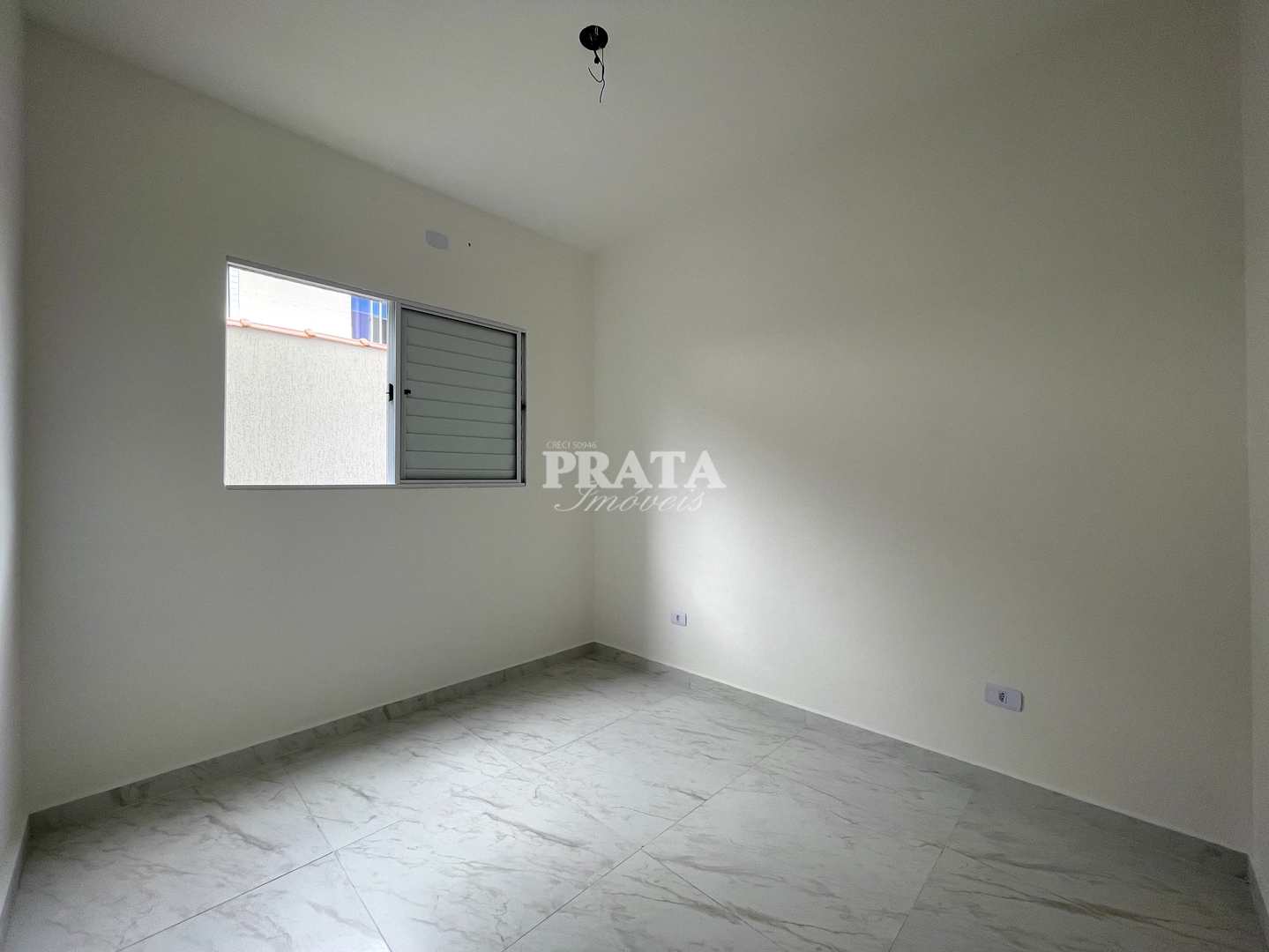 Casa à venda com 2 quartos, 50m² - Foto 9