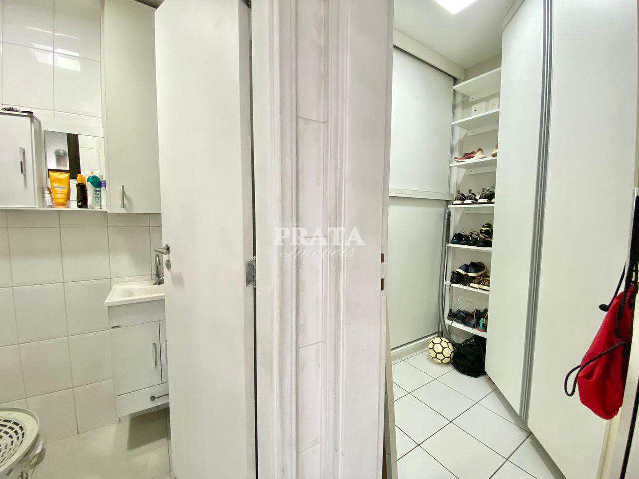 Apartamento à venda com 3 quartos, 130m² - Foto 18