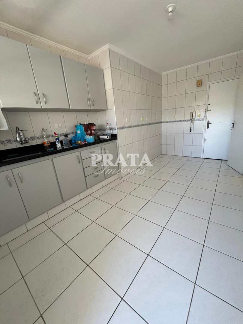 Apartamento para alugar com 2 quartos, 110m² - Foto 12