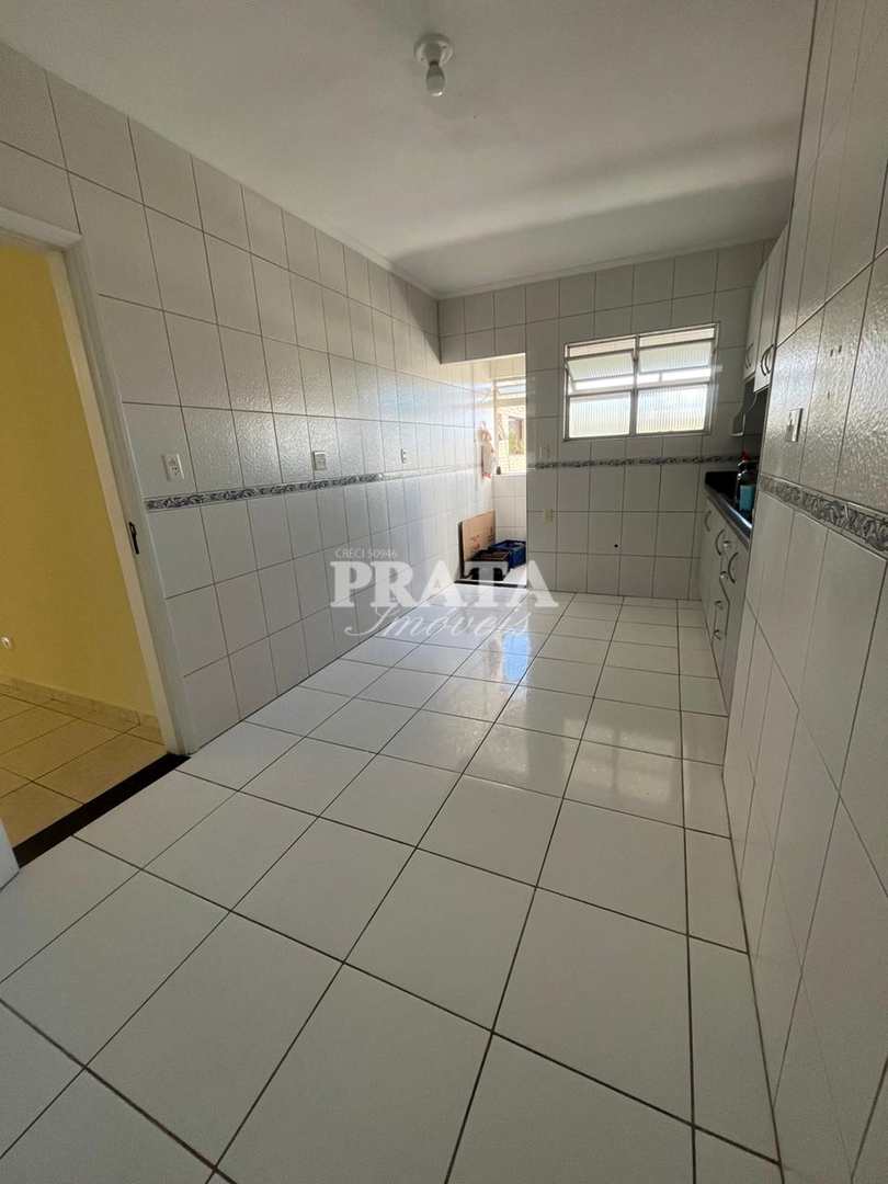 Apartamento para alugar com 2 quartos, 110m² - Foto 15