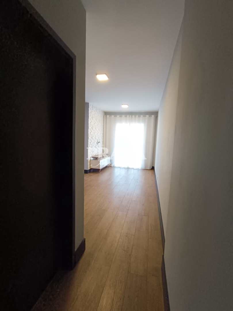 Apartamento à venda com 2 quartos, 70m² - Foto 9