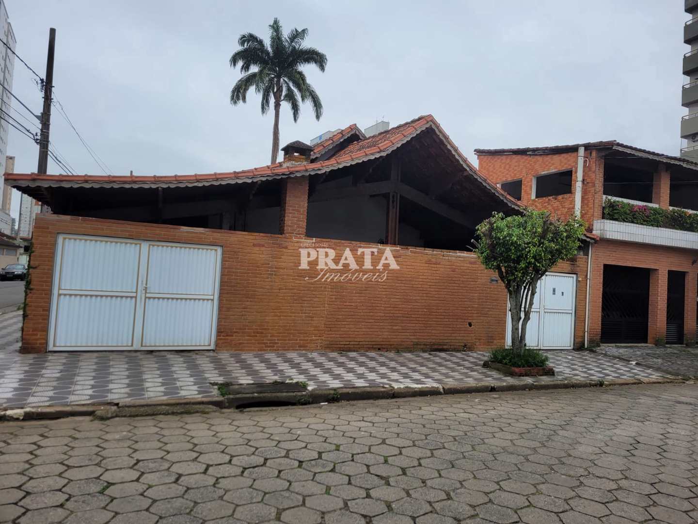 AVIAÇÃO P GRANDE CASA 3 DORMITÓRIOS 1 SUÍTE 2 VAGAS DE GARAGEM