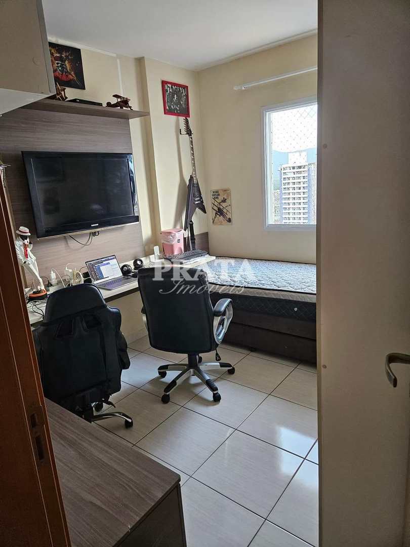 Apartamento à venda com 3 quartos, 119m² - Foto 13