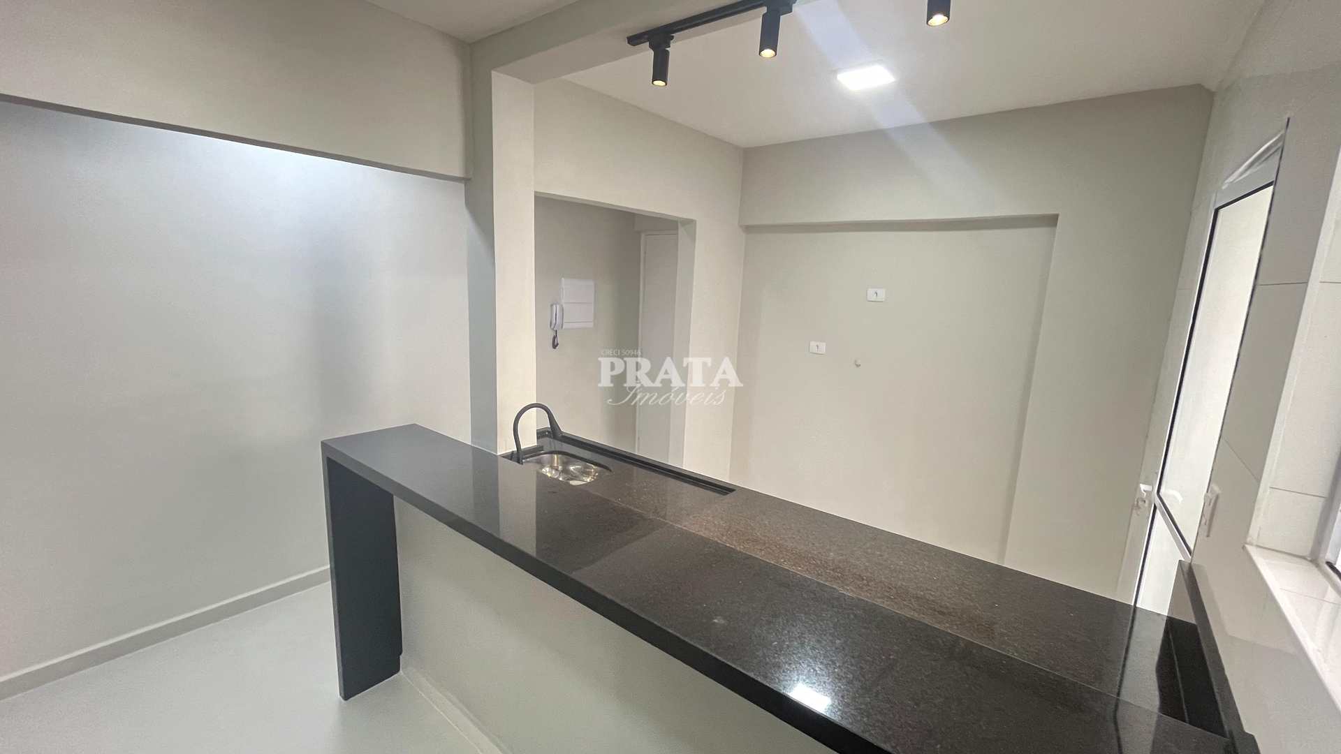 Apartamento à venda com 2 quartos, 81m² - Foto 5