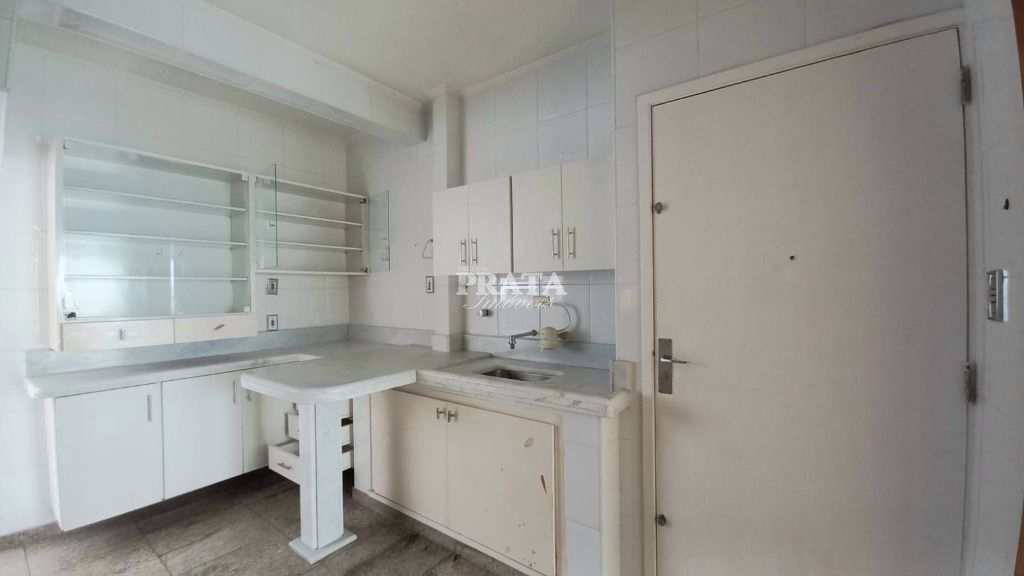 Apartamento à venda com 2 quartos, 75m² - Foto 10