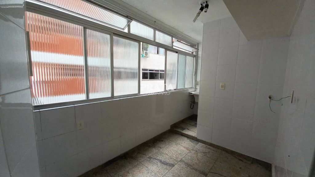 Apartamento à venda com 2 quartos, 75m² - Foto 16