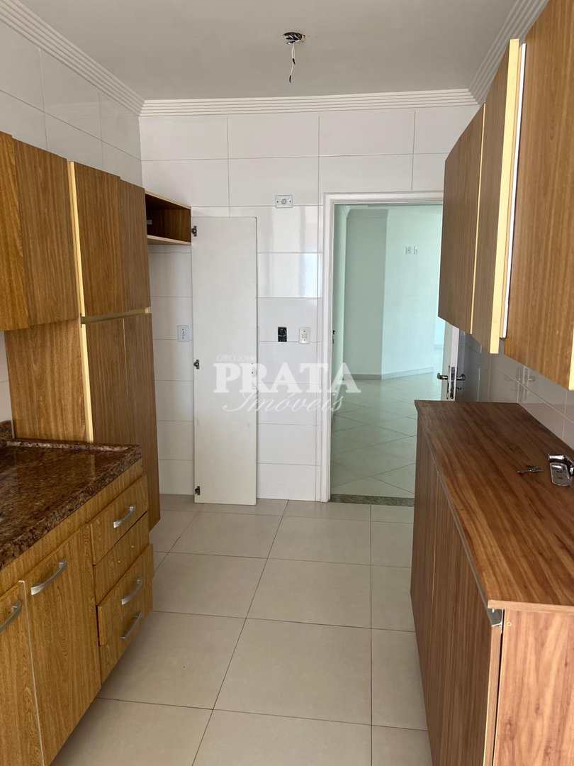 Apartamento à venda com 3 quartos, 131m² - Foto 14