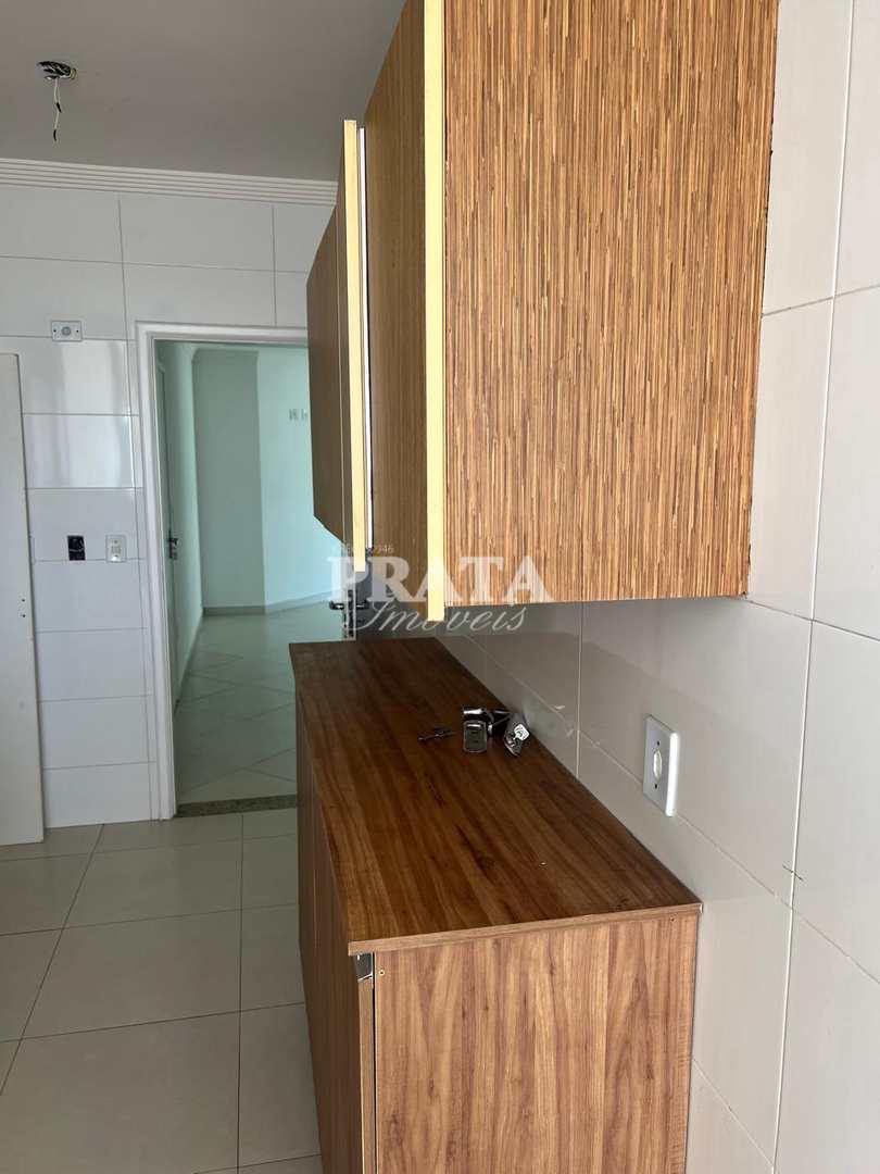 Apartamento à venda com 3 quartos, 131m² - Foto 15