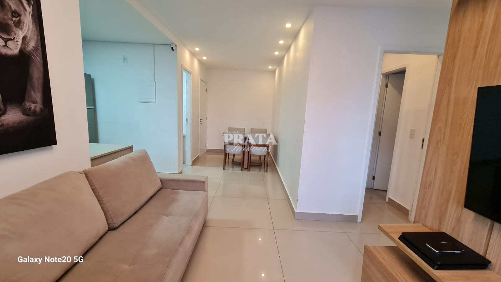 Apartamento à venda com 2 quartos, 67m² - Foto 8