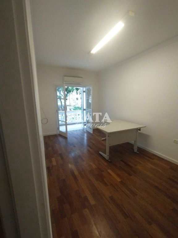 Apartamento à venda com 3 quartos, 124m² - Foto 8