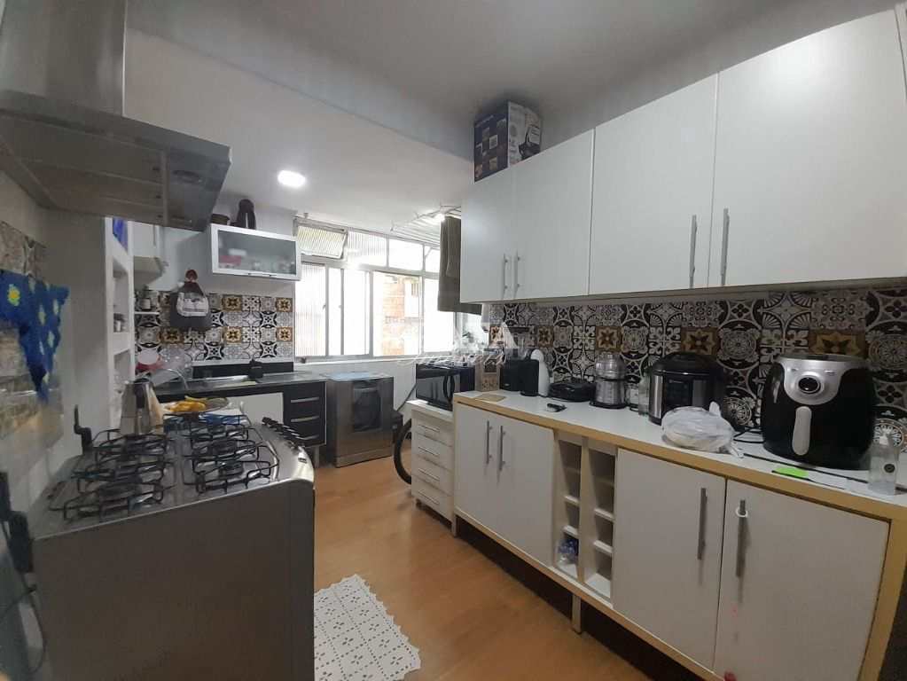 Apartamento à venda com 2 quartos, 78m² - Foto 9