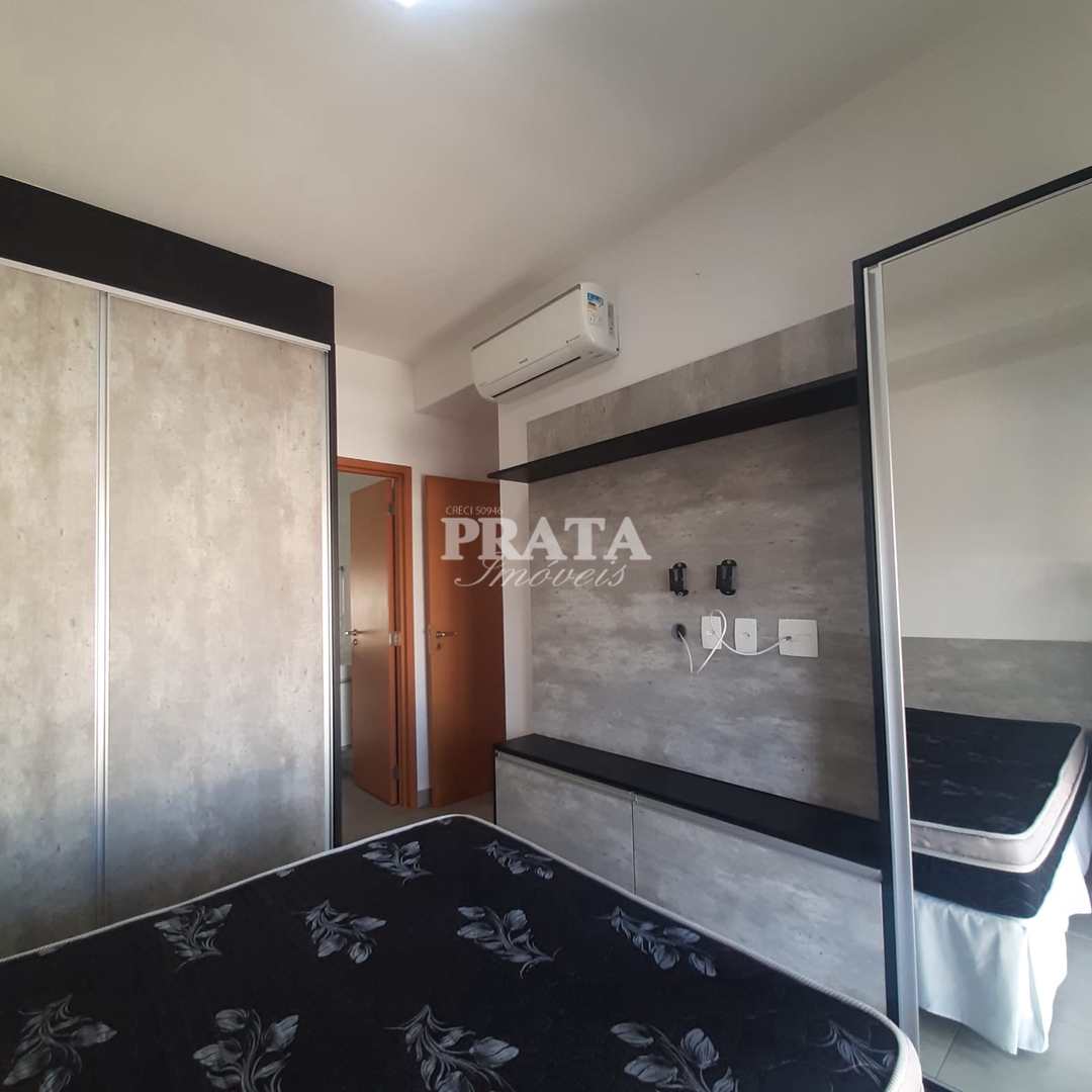 Apartamento para alugar com 2 quartos, 72m² - Foto 14