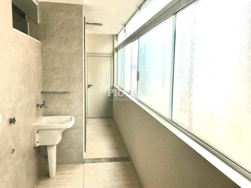 Apartamento à venda com 3 quartos, 140m² - Foto 17