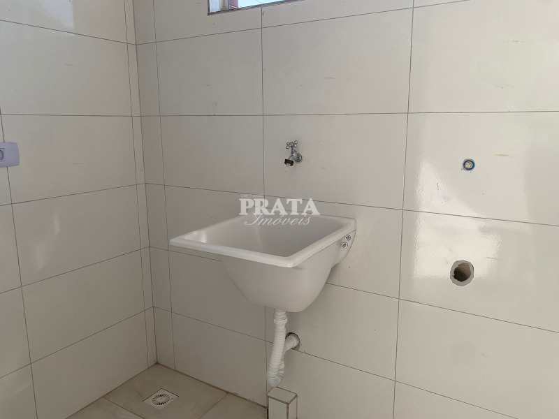 Casa para alugar com 2 quartos, 60m² - Foto 12