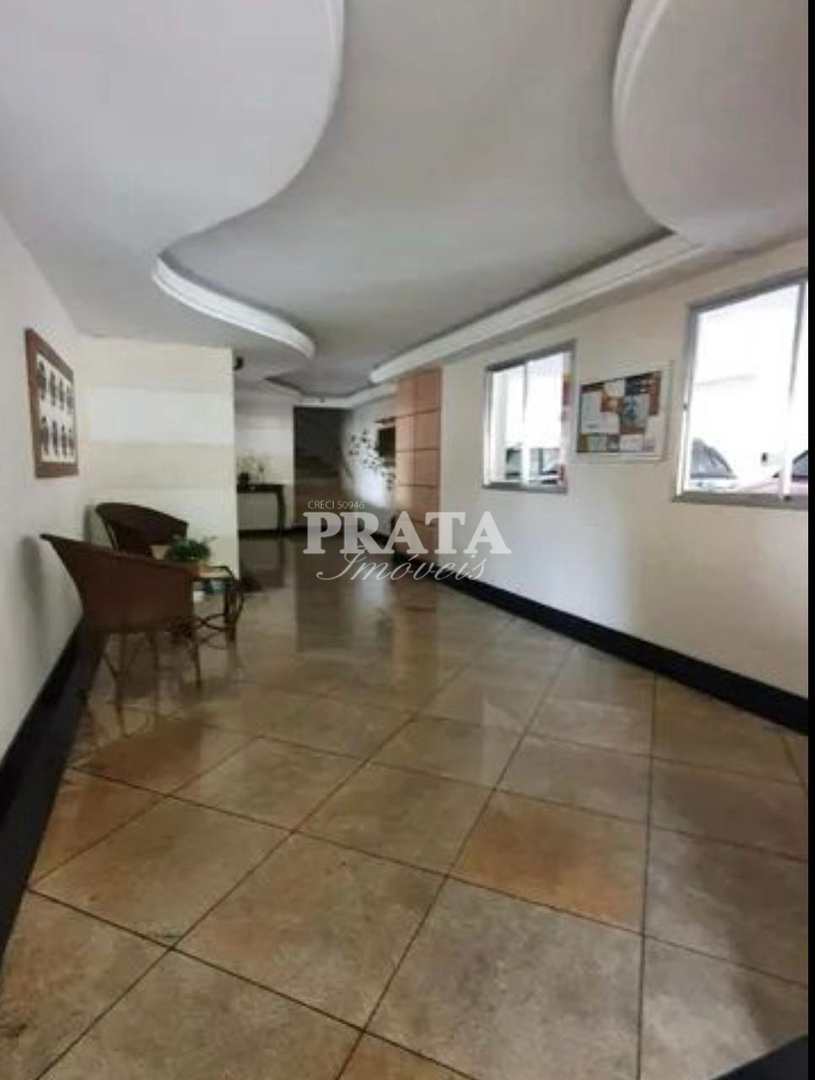 Apartamento à venda com 2 quartos, 70m² - Foto 17