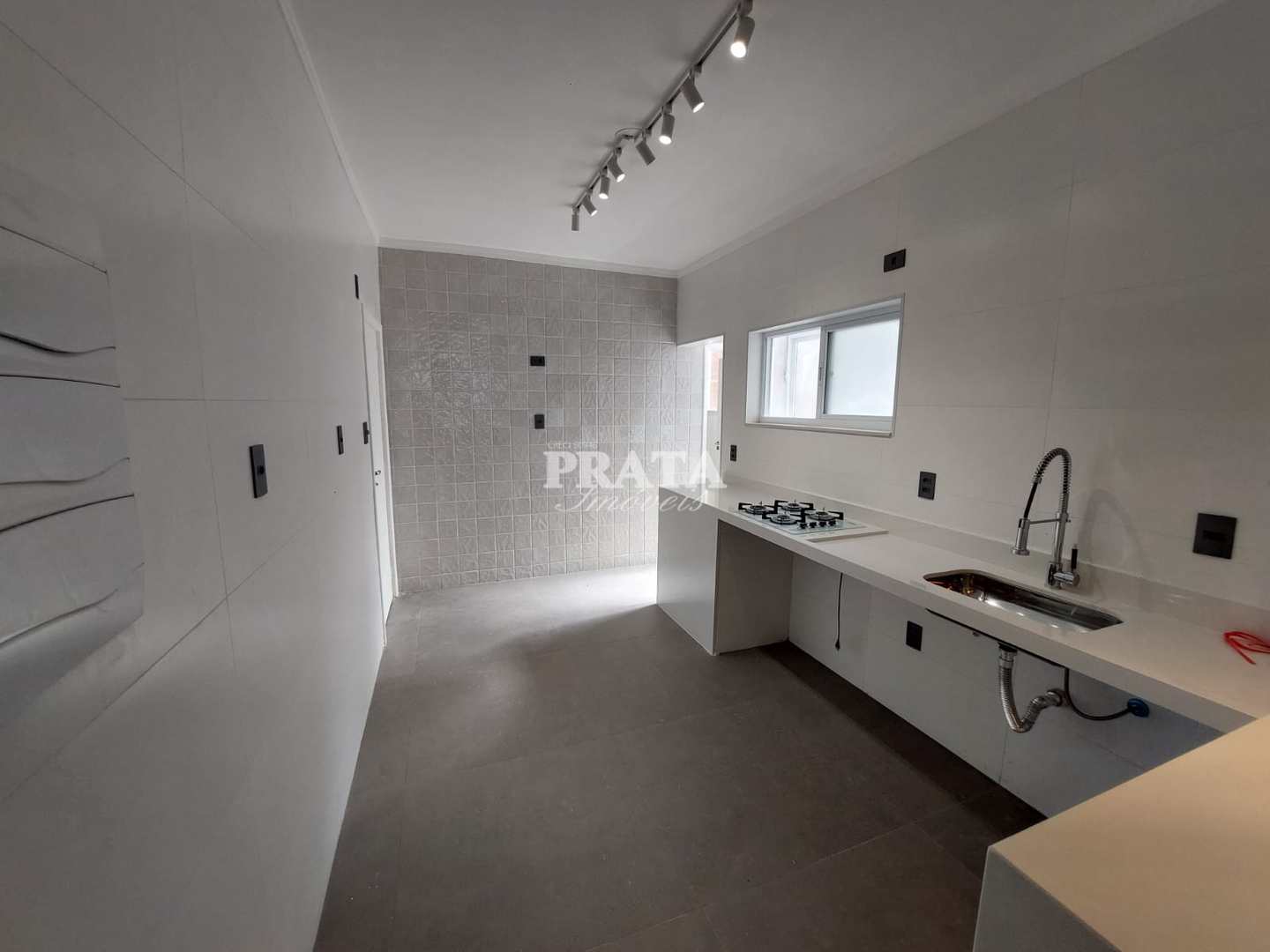 Apartamento à venda com 1 quarto, 85m² - Foto 12