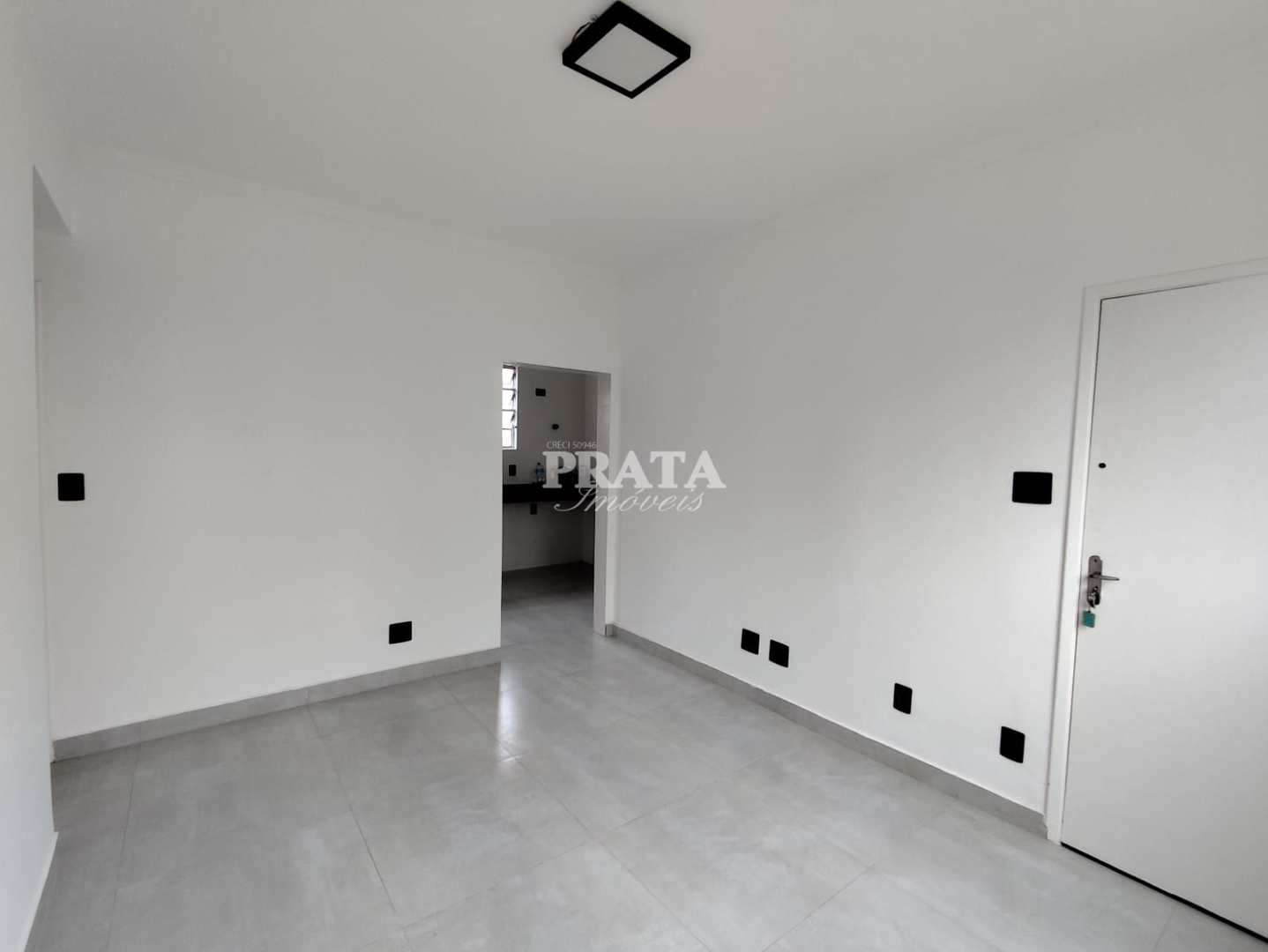 Apartamento à venda com 2 quartos, 60m² - Foto 1