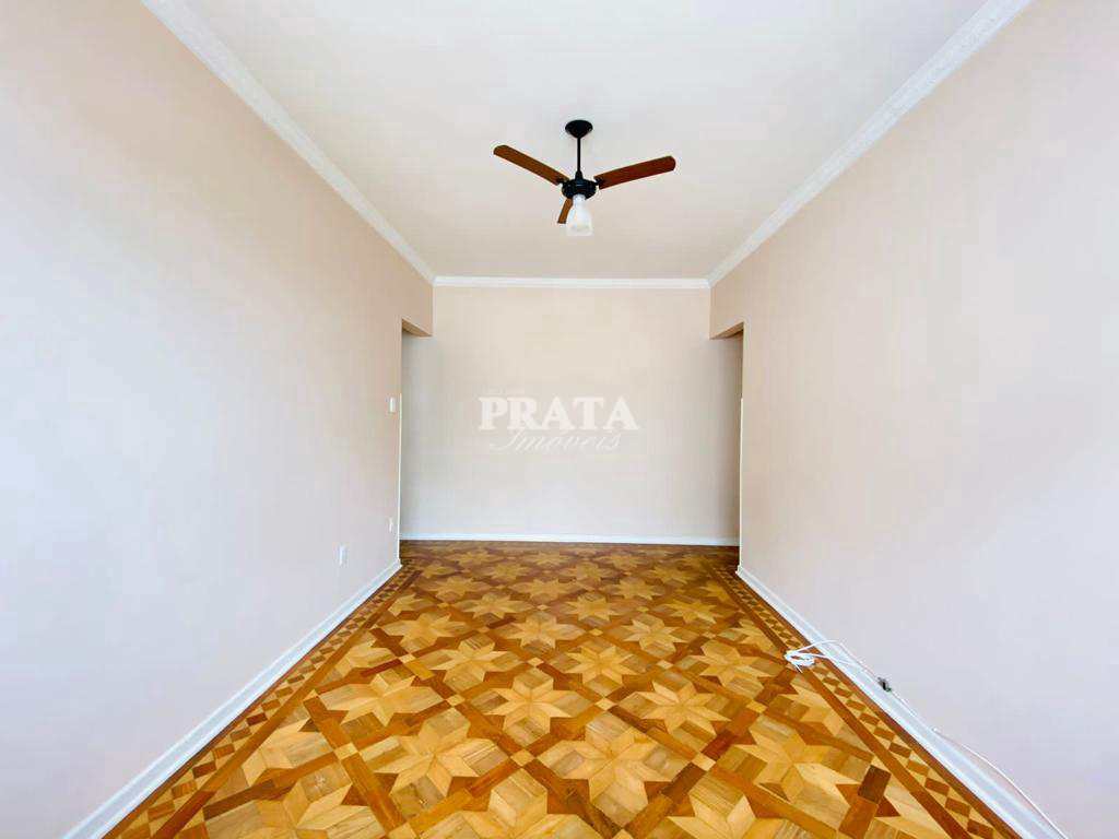 Apartamento à venda com 3 quartos, 130m² - Foto 1