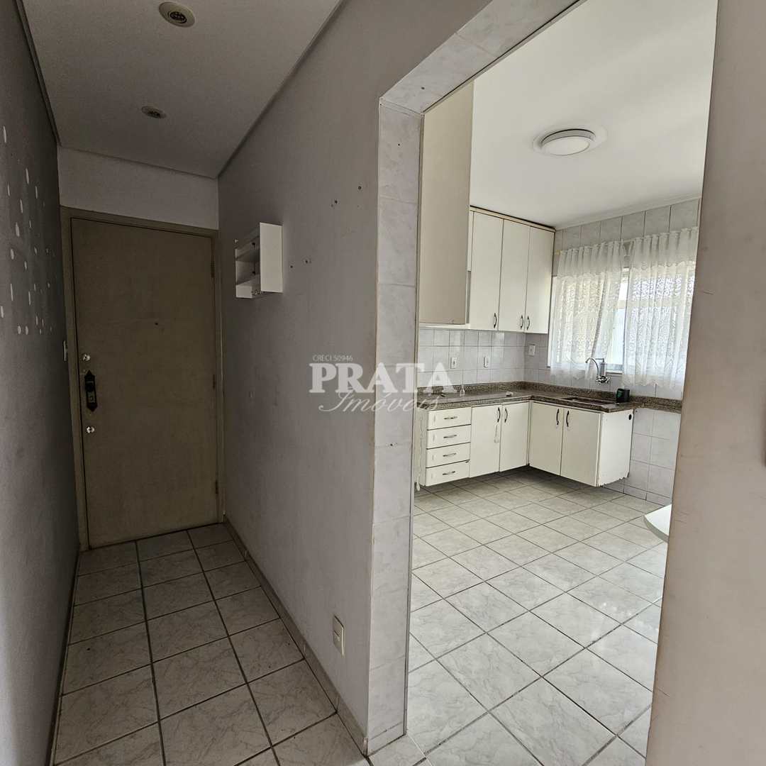 Apartamento à venda com 2 quartos, 72m² - Foto 4