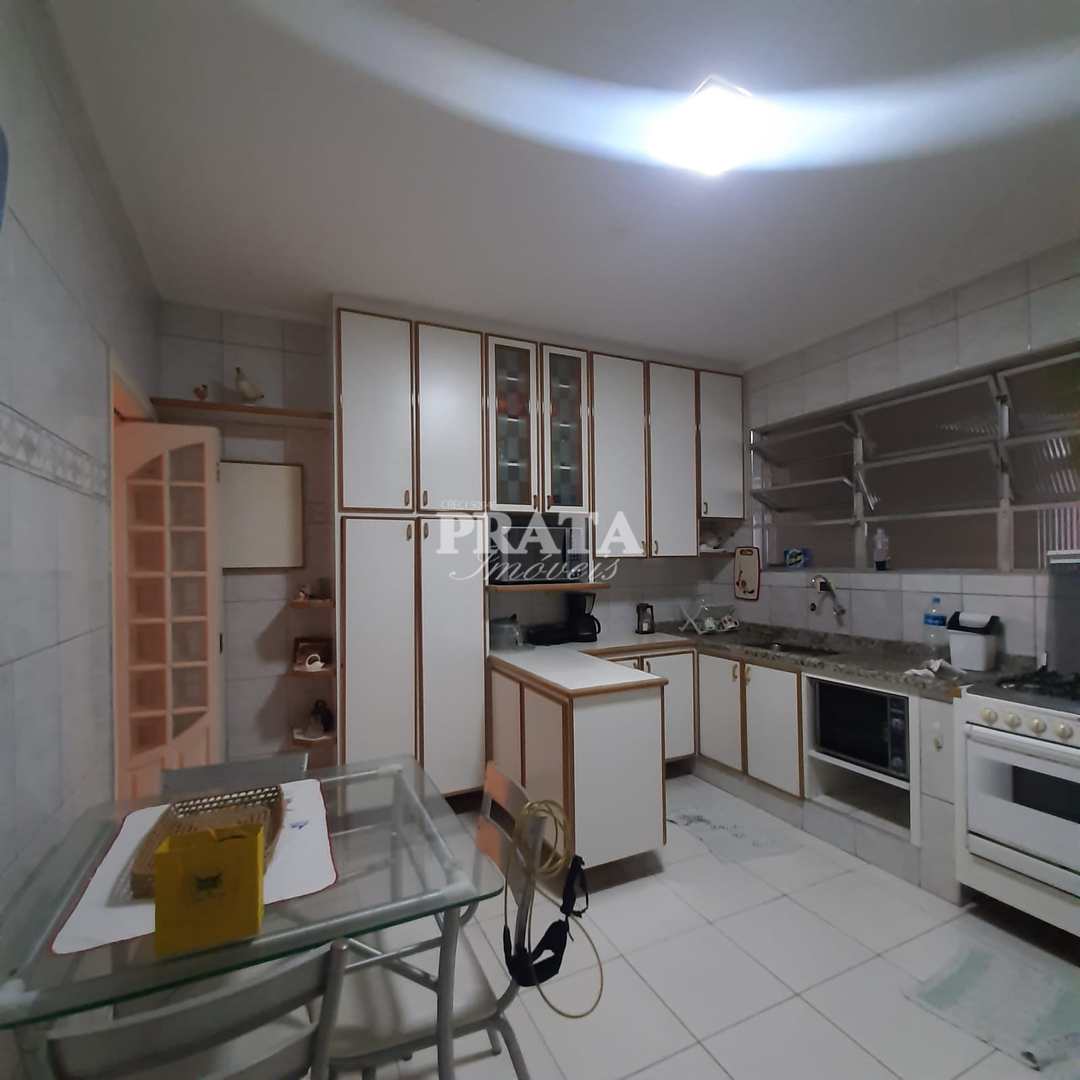 Apartamento à venda com 3 quartos, 130m² - Foto 16