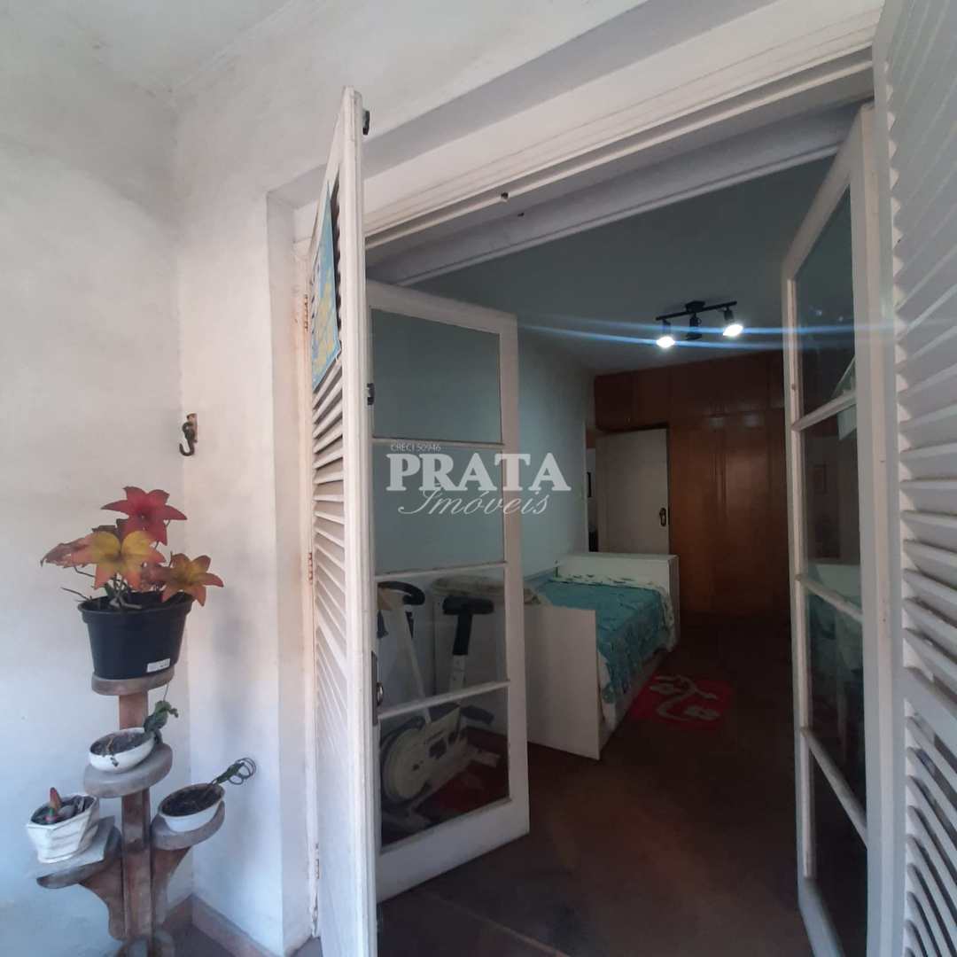 Apartamento à venda com 3 quartos, 130m² - Foto 11