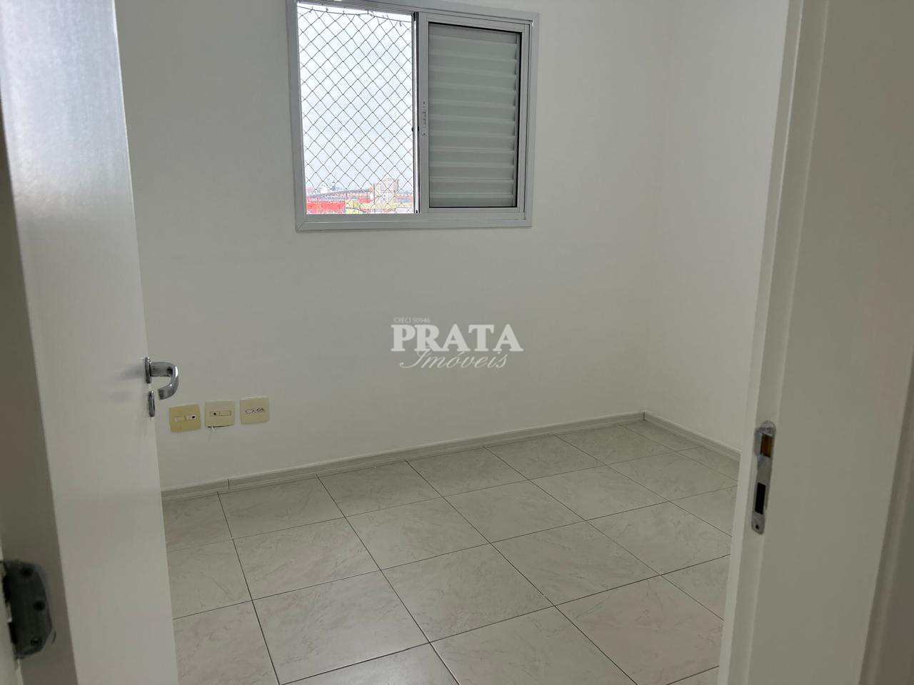 Apartamento para alugar com 3 quartos, 77m² - Foto 11