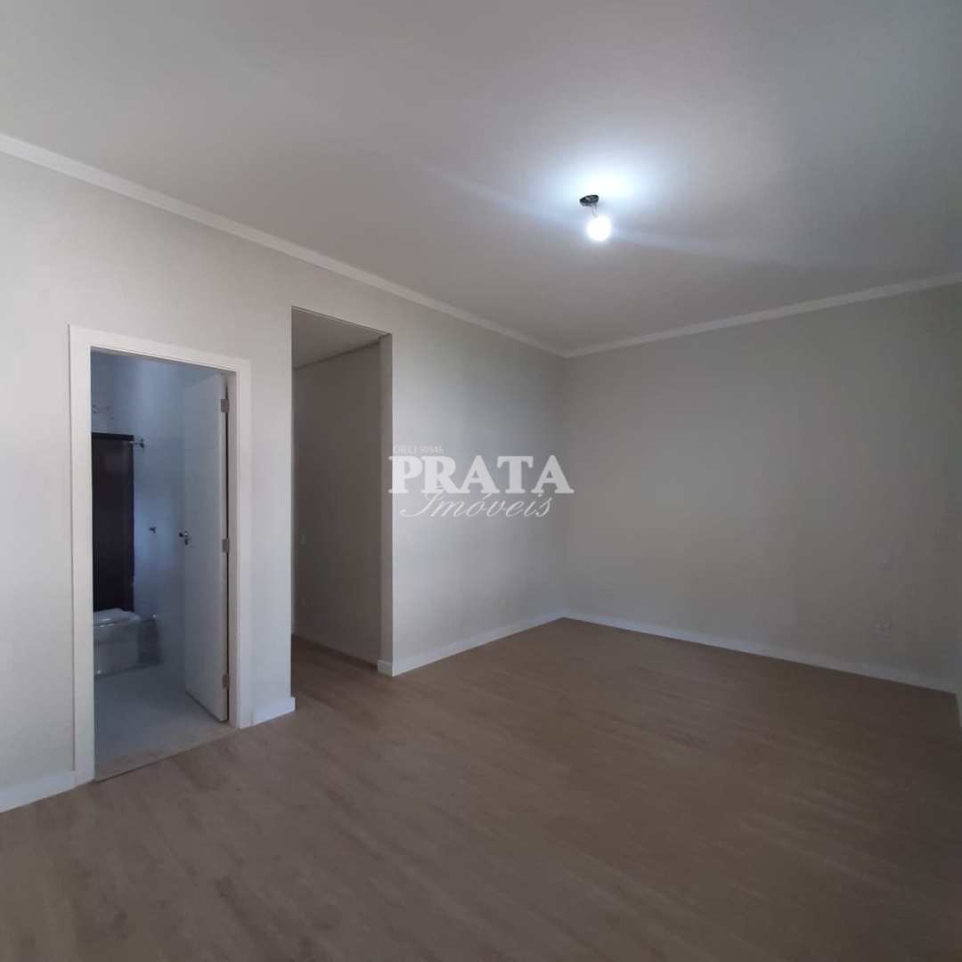 Casa à venda com 3 quartos, 200m² - Foto 17