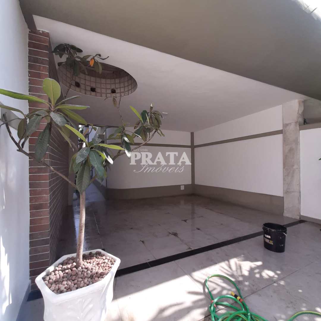 Casa à venda com 3 quartos, 200m² - Foto 32