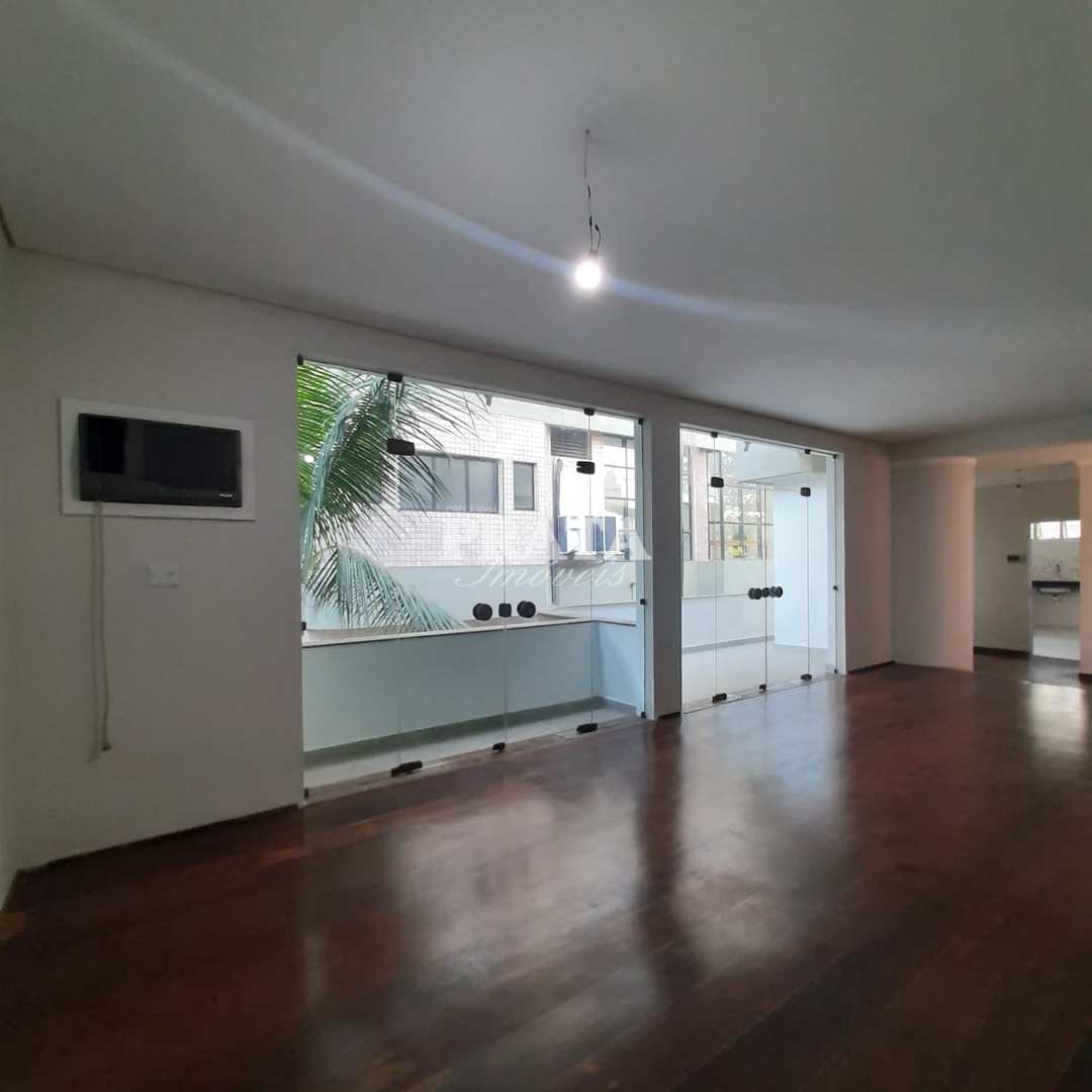 Casa à venda com 3 quartos, 200m² - Foto 8