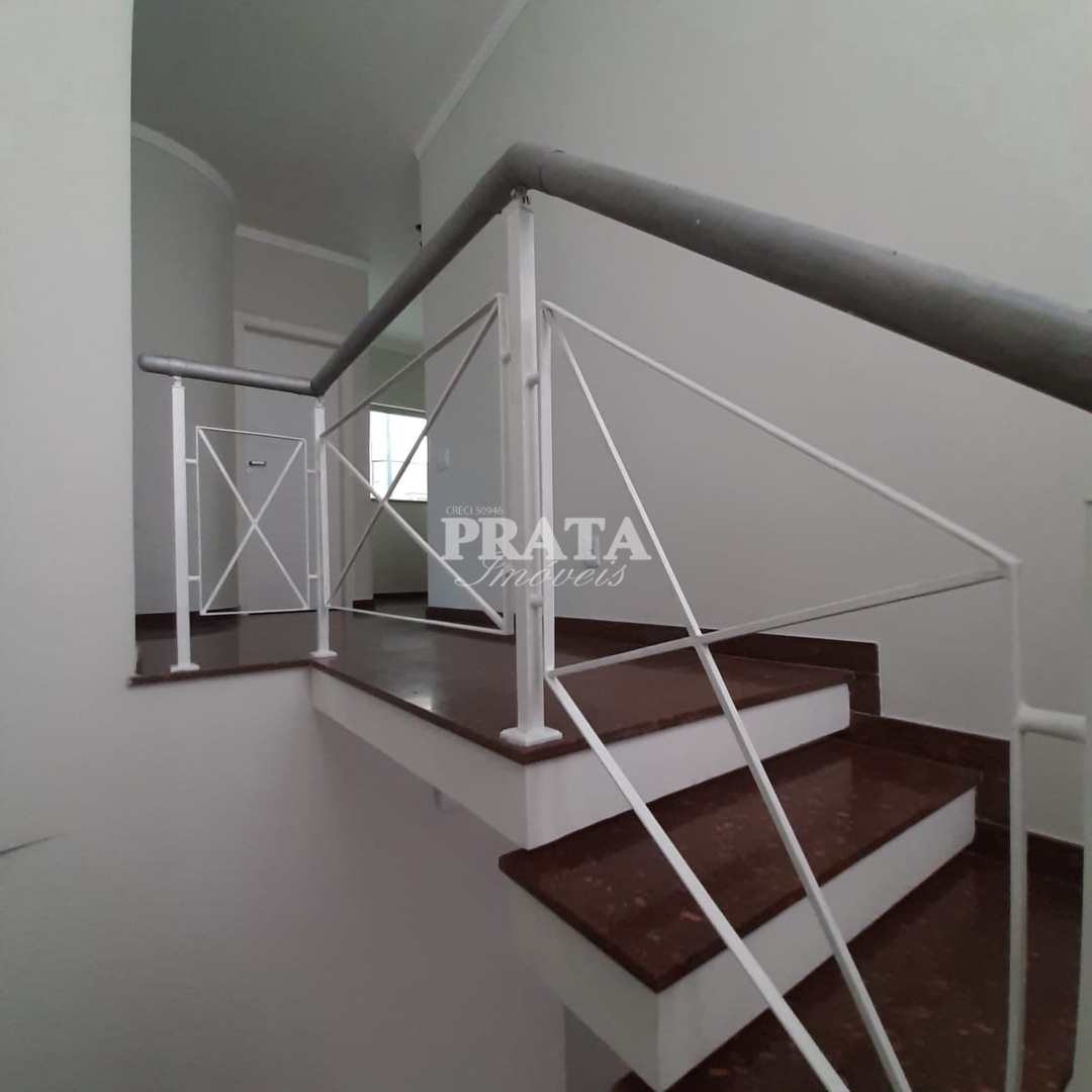 Casa à venda com 3 quartos, 200m² - Foto 22